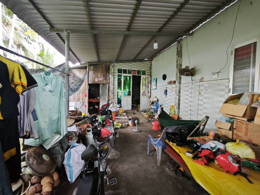 Bán  lô đất thổ hai mặt tiền có nhà giá 1,9 tỷ - Xã Đức Tân  -  Huyện Tân Trụ  - (ảnh - 0)