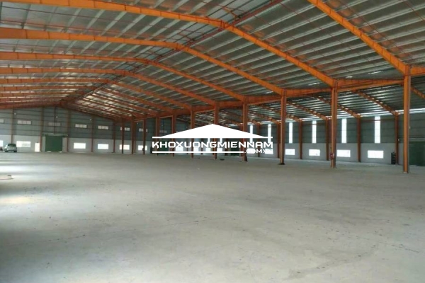 💥💥BÁN NHÀ XƯỞNG 5.700m2 KCN ĐỨC HÒA - LONG AN