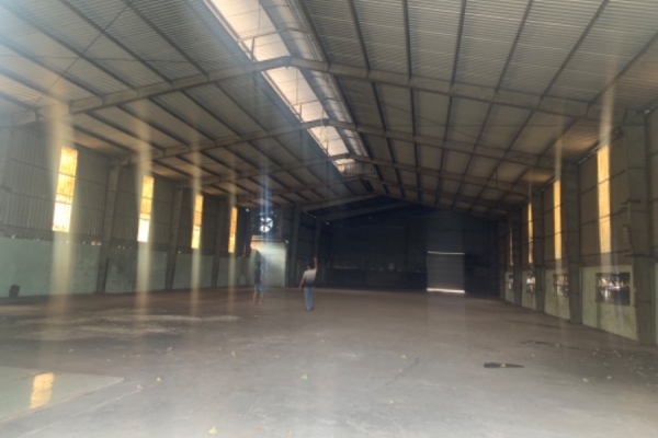 Cho thuê kho xưởng 2.500m2 Bình Chánh. Đường xe Container 40f.