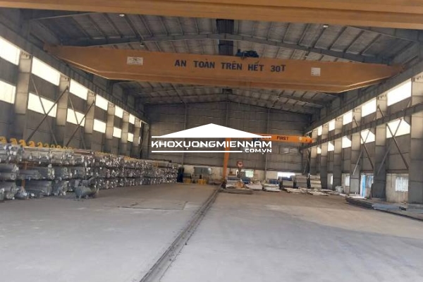 Cho thuê Kho Xưởng 2.259m2 KCN Tân Tạo. Hệ thống 3 cẩu trục 10 - 25 - 30 tấn