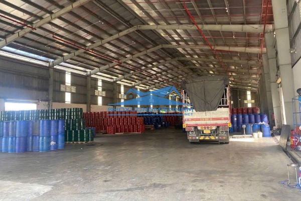 Cho thuê Kho Xưởng 4.000m2 KCN Đức Hòa, Long An.