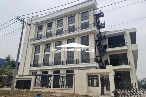 Bán Xưởng Dệt Nhuộm 12.400m2 KCN Bình Chánh - TP HCM