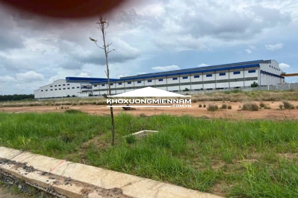 THUÊ ĐẤT 4.000m2 KCN ĐỨC HÒA - LONG AN. 
