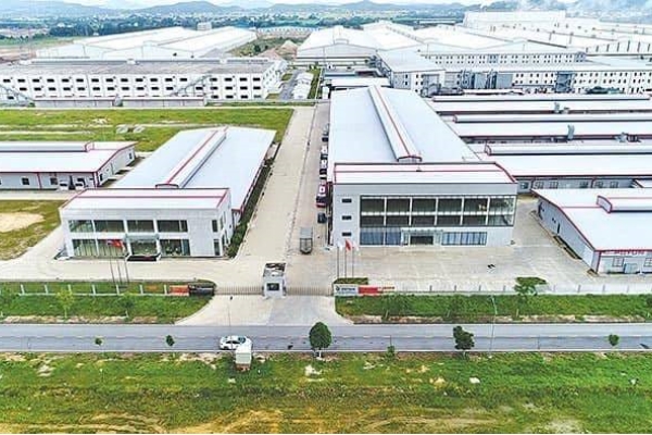 Cho thuê nhà xưởng 11.000m2 KCN Bến Lức Long An.
Vị trí: nằm trong KC