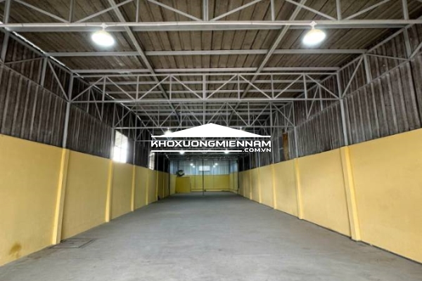 Cho thuê Kho Xưởng 450m2 Bình Chánh. Mặt tiền đường, vị trí đẹp