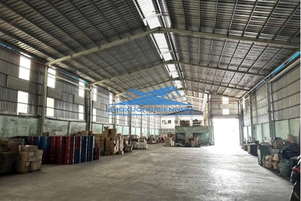Bán xưởng 2.760m2 Đức Hòa Đông, Long An.