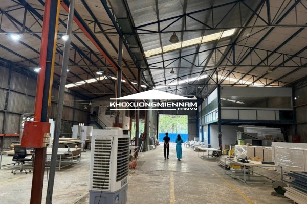 Cho thuê Kho Xưởng 2.000m2 Hóc Môn. Hệ thống PCCC, xe Container 40f