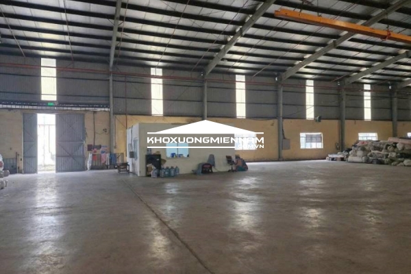 Cho thuê Xưởng 2.600m2 KCN Tân Tạo. Ưu tiên nghành Cơ Khí, Sắt Thép.