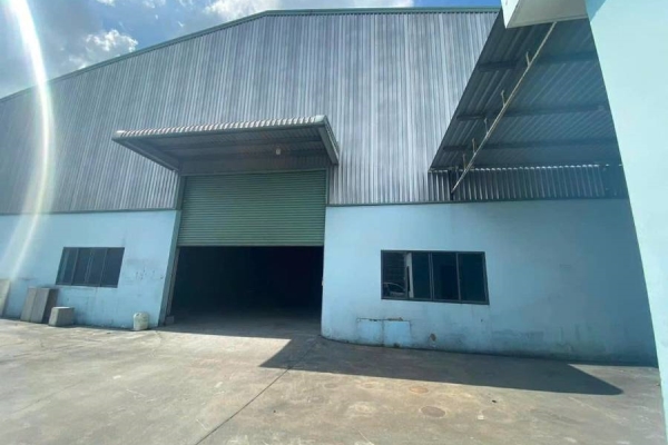 Cho thuê kho xưởng 4.500m2 Bình Chánh, TP HCM.
Vị trí: nằm trong KCN 