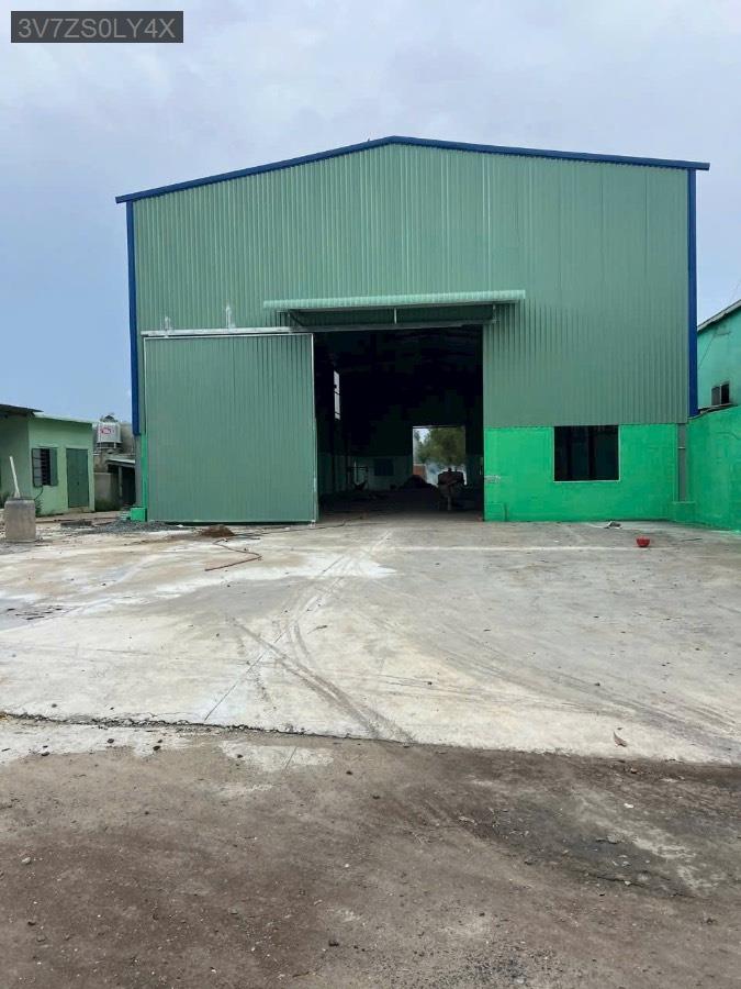 Cho thuê kho xưởng - Huyện Đức Hòa - Long An - 3000m² - 180triệu - (ảnh - 2)