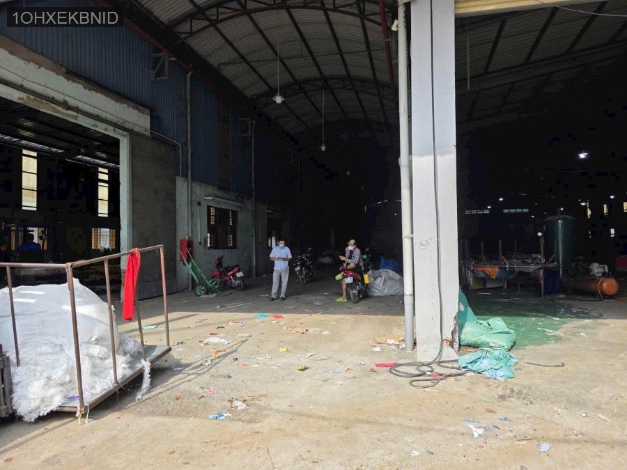 Cho thuê kho xưởng - Huyện Đức Hòa - Long An - 4600m² - 200triệu - (ảnh - 0)