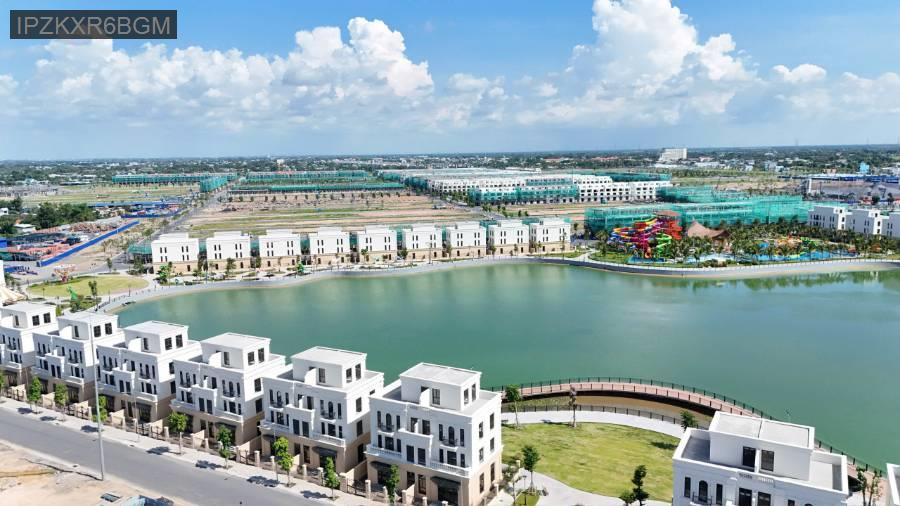 Bán nhà mặt tiền - Thị trấn Đức Hoà  -  Huyện Đức Hòa  - 75m² - 6.062tỷ - (ảnh - 0)