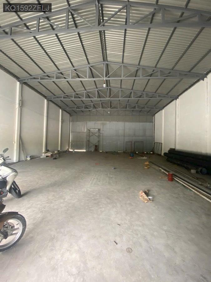 Bán kho xưởng - Xã Tân Nhựt  -  Huyện Bình Chánh  - 1242m² - 18tỷ - (ảnh - 0)