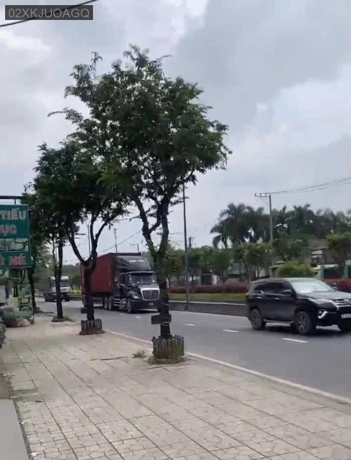 Bán nhà mặt tiền - Xã Phạm Văn Hai  -  Huyện Bình Chánh  - 1800m² - 38triệu - (ảnh - 0)