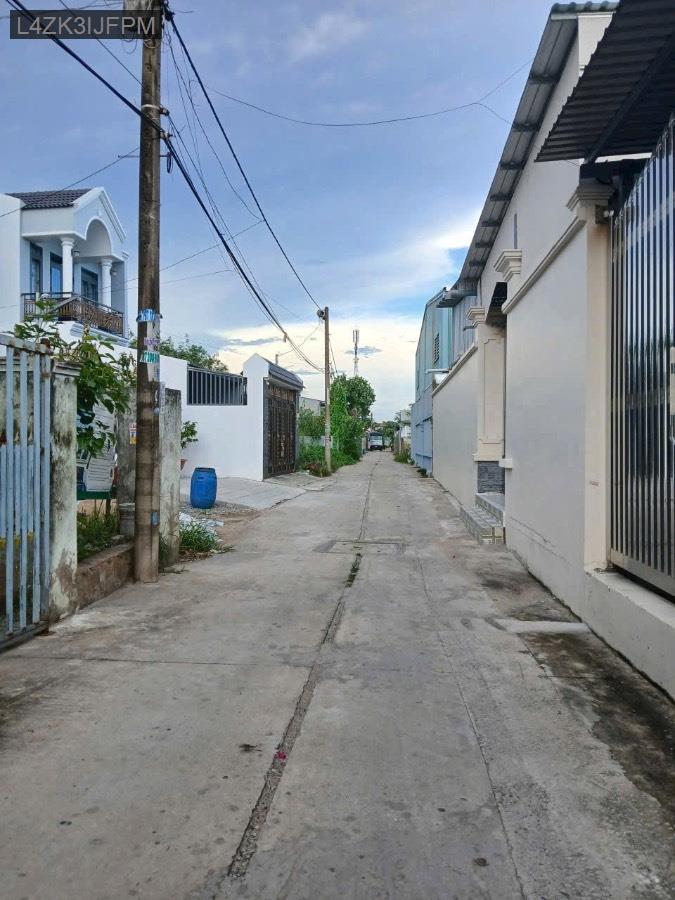 Bán nhà - Xã Phạm Văn Hai  -  Huyện Bình Chánh  - 100m² - 2tỷ - (ảnh - 0)