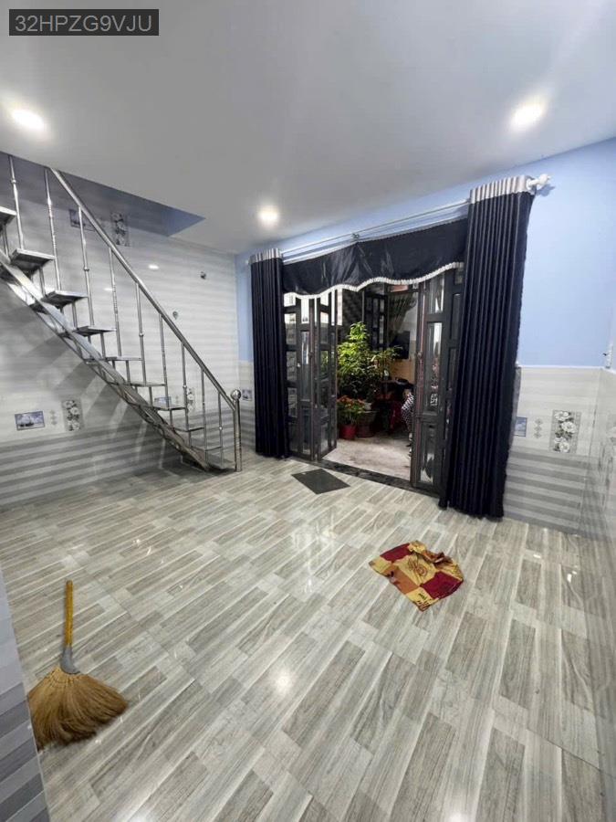 Bán nhà - Xã Phạm Văn Hai  -  Huyện Bình Chánh  - 36m² - 2.4tỷ - (ảnh - 0)