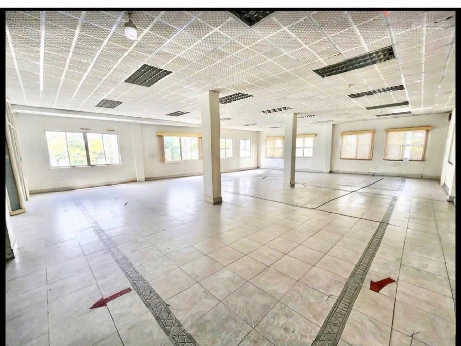 Cho thuê kho xưởng - Quận Thủ Đức - Tp Hồ Chí Minh - 2700m² - 250triệu - (ảnh - 4)