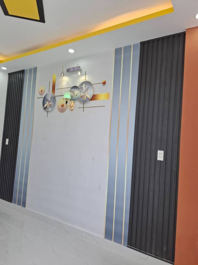 Bán nhà - Phường Bình Hưng Hòa B  -  Quận Bình Tân  - 28m² - 2.1tỷ - (ảnh - 1)