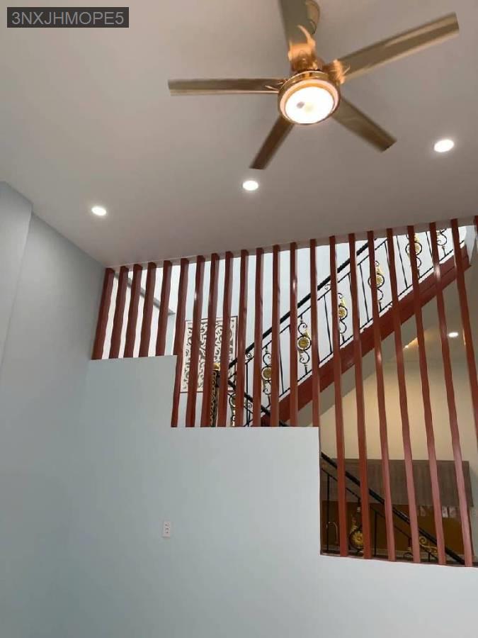 BÁN GẤP NHÀ LÔ GÓC BÌNH HƯNG HÒA B 78M2 NGANG HIẾM 6M XE HƠI VÀO NHÀ NHIK 4 TỶ  - Phường Bình Hưng Hòa B  -  Quận Bình Tân  - (ảnh - 2)