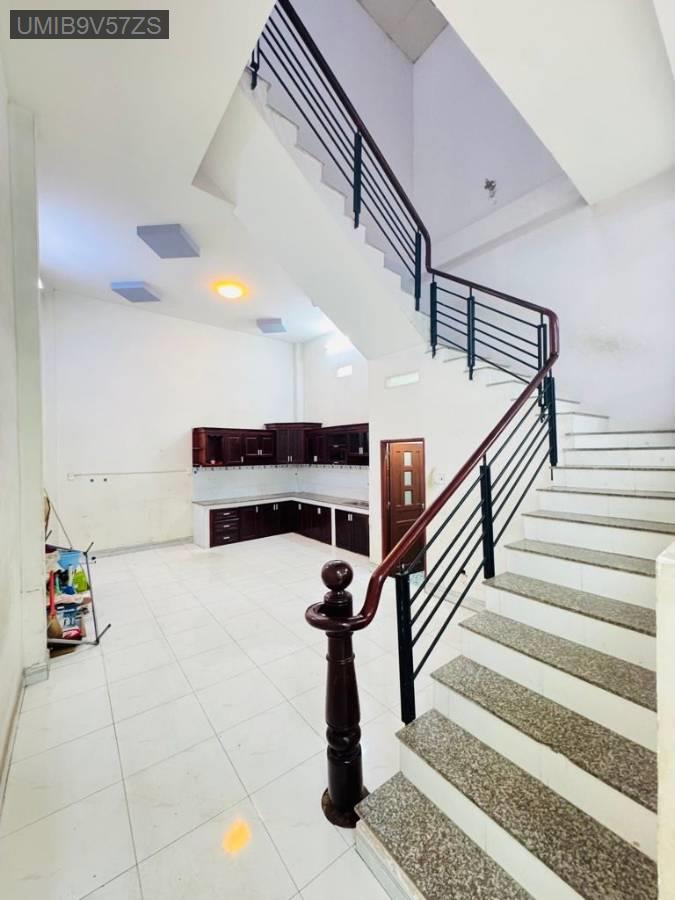 BÁN NHÀ ĐẸP AN LẠC SÁT KINH DƯƠNG VƯƠNG 88M2 NGANG HIẾM 5M NỞ HẬU ĐƯỜNG 5M THÔNG NHIK 6 TỶ - Phường An Lạc  -  Quận Bình Tân  - (ảnh - 0)