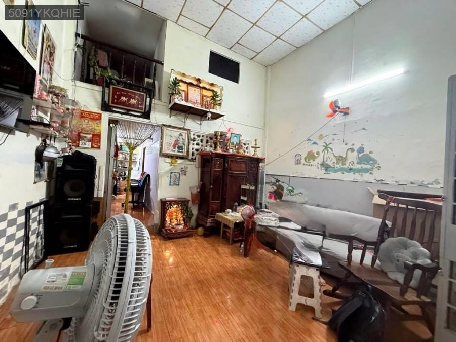 BÁN NHÀ TỈNH LỘ 10 TÂN TẠO 30M2 HẺM XE HƠI CHỈ 800 TRIỆU - Phường Tân Tạo  -  Quận Bình Tân  - (ảnh - 0)