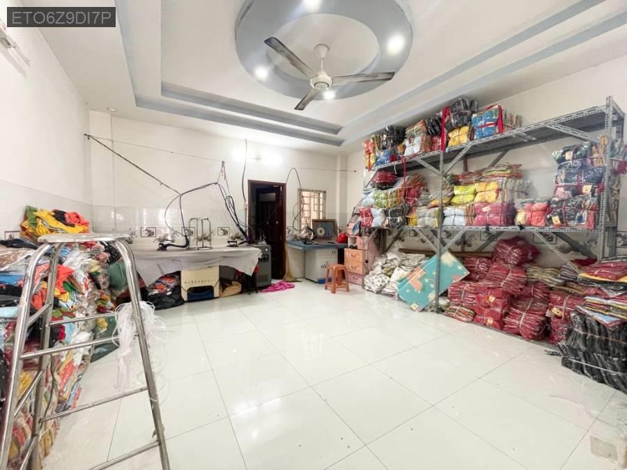 NHÀ ĐẸP 4 TẦNG HƯƠNG LỘ 3 NGAY AEON TÂN PHÚ NGANG 5M NHIK 8 TỶ - Phường Bình Hưng Hòa  -  Quận Bình Tân  - (ảnh - 1)