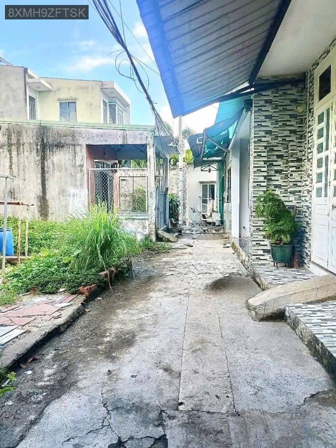 Đất 61 m thổ cư giá 2.2tỉ Hóc Môn  - Huyện Hóc Môn - Tp Hồ Chí Minh - (ảnh - 1)