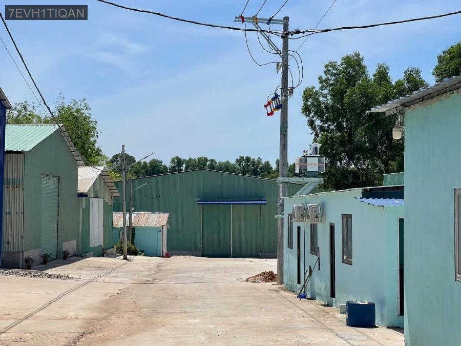 Cho thuê kho xưởng - Tp Hồ Chí Minh - 2300m² - 130triệu - (ảnh - 1)