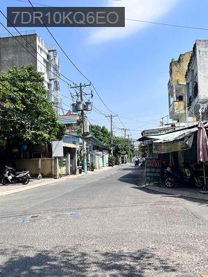 Nhà mặt tiền ngay ngã tư - Phường Long Bình  -  Quận 9 
