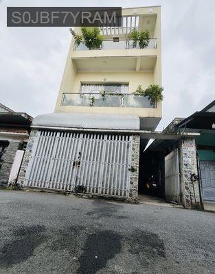 Chính chủ bán nhà 2 lầu 1 trệt và 6 phòng trọ, gần chợ Đầu Mối Thủ Đức - Phường Bình Hòa  -  Thị xã Thuận An 