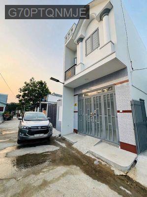 Bán nhà mặt tiền - Xã Mỹ Hạnh Nam  -  Huyện Đức Hòa  - 100m² - 2.55tỷ