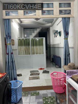 bán nhà mặt tiền chợ lô đất, có sẵn 7 phòng cho thuê - Xã Phú Xuân  -  Huyện Nhà Bè 