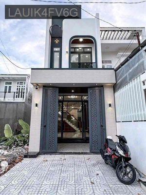 Chính chủ cần bán gấp nhà 1 trệt 2 lầu 3 phòng ngủ giá tốt - Phường Tân Hiệp  -  Thị xã Tân Uyên 