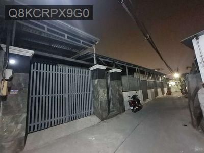 CẦN BÁN NHÀ CẤP 4 TRUNG TÂM THỊ TRẤN HÓC MÔN - TT. Hóc Môn  -  Huyện Hóc Môn 