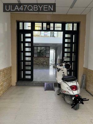 Cần bán nhà mặt tiền đường vô chùa Hoằng Pháp 4x17 - Xã Tân Hiệp  -  Huyện Hóc Môn 