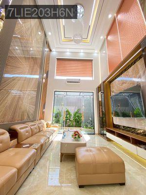 Nhà mới có thang máy 5 tấm full nội thất 4x20m. Hẻm 10m Lê Trọng Tấn. - Phường Sơn Kỳ  -  Quận Tân Phú 