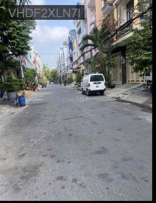Bán nhà - Phường 10  -  Quận 6  - 60m² - 11tỷ