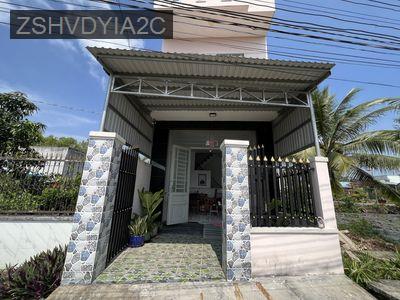 Bán nhà đẹp 82m2 gần Chợ Bình Chánh - Xã Mỹ Lộc  -  Huyện Cần Giuộc 