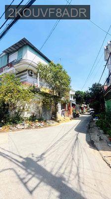Nhà 2 mặt tiền hẻm xe tải - Xã Xuân Thới Đông  -  Huyện Hóc Môn 
