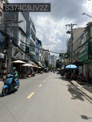 Nhà đầu tư, không lộ giới, mặt tiền Ga T3 - E Town Cộng Hoà - Phường 13  -  Quận Tân Bình 