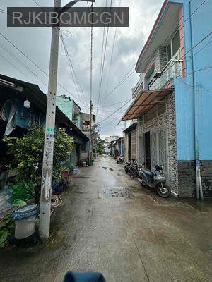 Bán nhà ngay trung tâm Hóc Môn,   75m2 - Xã Trung Chánh  -  Huyện Hóc Môn 