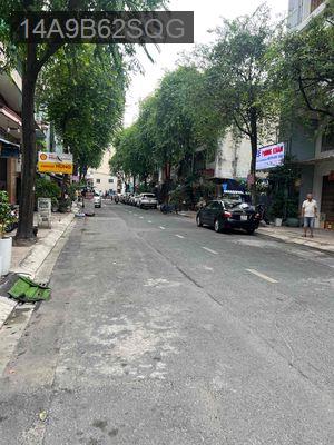 Nhà ngay phố thời trang Nguyễn Trãi - Phường 7  -  Quận 5 