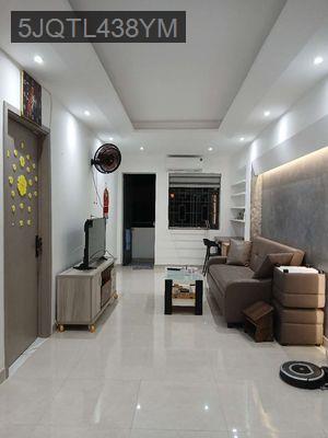 Trung tâm quận 10, đối diện nhà thi đấu thể thao phú thọ - Phường 14  -  Quận 10 