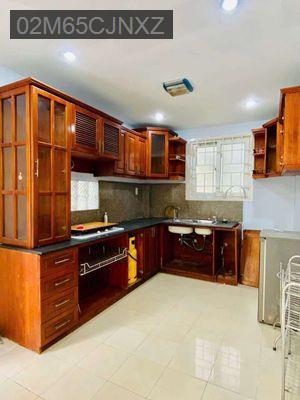 Nhà hẻm xe hơi chỉ sau căn mặt tiền Trần Hữu Trang 4 lầu 6pn - Phường 10  -  Quận Phú Nhuận 