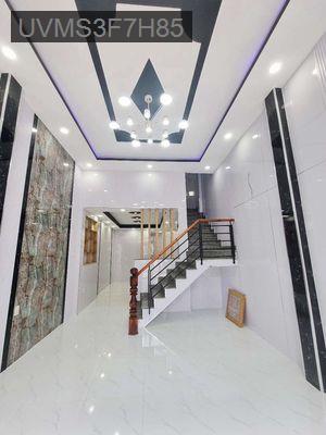 SIÊU PHẨM BÁN GẤP NHÀ SỔ HỒNG RIÊNG - HẺM XE TẢI LÊ VĂN KHƯƠNG 45m2 - Phường Tân Thới Hiệp  -  Quận 12 
