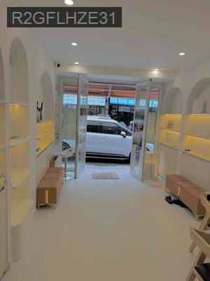 MẶT TIỀN VIP 3 LẦU VĨNH VIỄN TIỆN VỪA Ở KD - Phường 4  -  Quận 10 