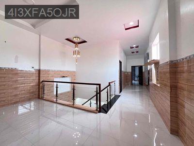 Bán / cho thuê nhà Mặt tiền biệt thự mặt 825 TT Đức Hoà - Thị trấn Đức Hoà  -  Huyện Đức Hòa 