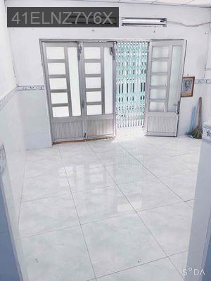Chính chủ cần bán gấp nhà nguyên căn 1 trệt 1 lầu. Giá thương lượng - Xã Phạm Văn Hai  -  Huyện Bình Chánh 