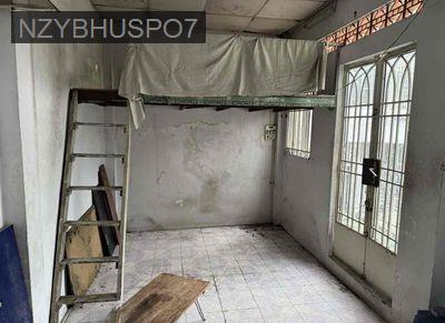 HÀNG HIẾM! Bán nhà 27m2, HẺM XE TẢI TẬN CỬA, trung tâm Q10. - Phường 14  -  Quận 10 