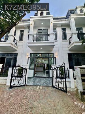 Nhà mới Full nội thất tại Tân Phước Khánh - HCM, chỉ 750tr vô ở liền - Phường Tân Phước Khánh  -  Thị xã Tân Uyên  Nhà mới Full nội thất tại Tân Phước Khánh - HCM, chỉ 750tr vô ở liền - Phường Tân Phước Khánh  -  Thị xã Tân Uyên